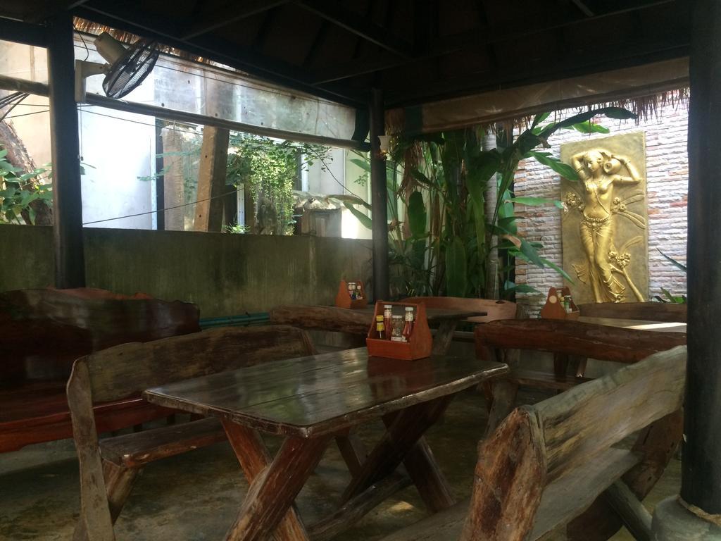 Sea Garden Hostels Haad Rin Exterior photo