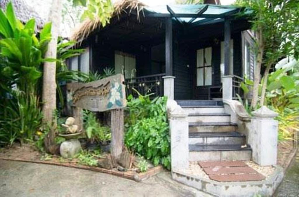 Sea Garden Hostels Haad Rin Exterior photo